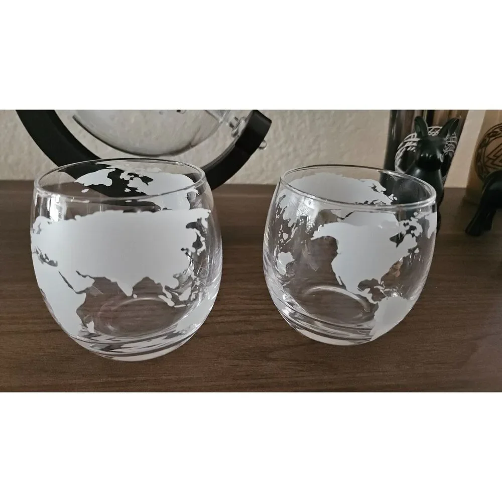 Hammer & Axe etched continents